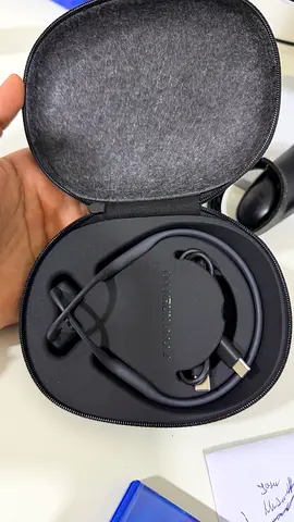 Shokz