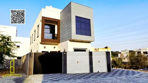 Villa for rent, very prime location, corner lot on two streets, close to all services and public facilities.