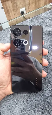 Oppo Reno 8pro 5g very good condition only mobile phone