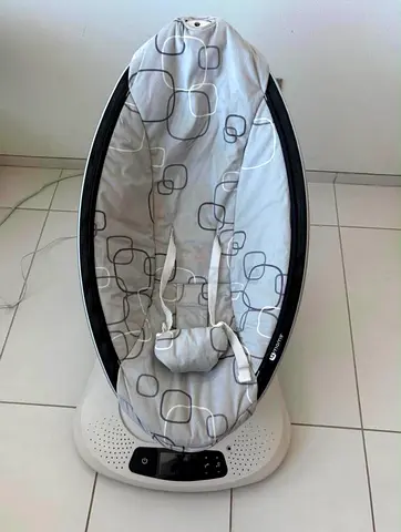 4moms mamaRoo infant swing/bouncer