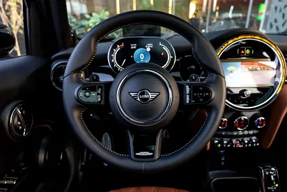 صورة مصغرة 16 لـ 2024 MINI COOPER