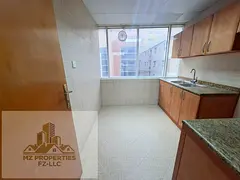 FANTASTIC OFFER ! 1 BEDROOM CLOSE HALL ! 2 BATH ! IDEAL LOCATION ! REASONABLE PRICE ! IN 27999