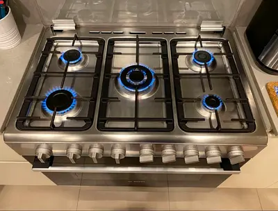 Free Delivery- BOSCH Latest Model 5-Burner Full Gass Cooking Range 90x60 CM