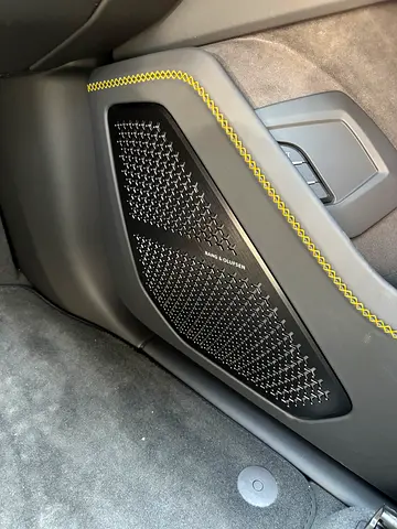 2025 Lamborghini URUS 缩略图 8