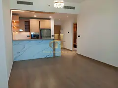 Luxury living | Spacious | Fully fitted Kitchen
