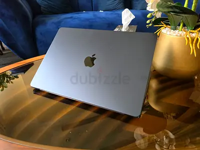 Macbook Air M4 15 inch, Excellent condition!