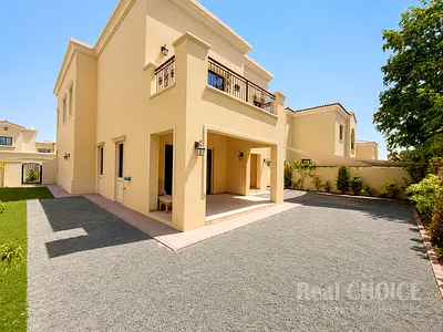 Spacious | Private Garden | 5BR & Maid Room