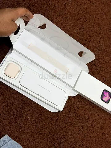 Apple Watch Series 11 – 42mm Rose Gold Aluminum