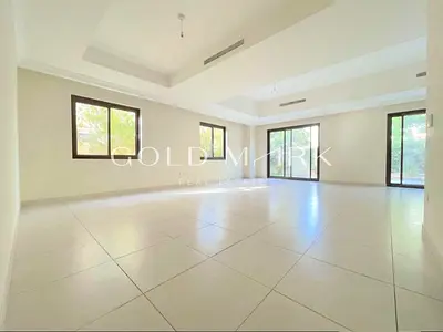 Single Row | Open Plan Living | Vacant on Transfer