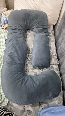 Pregnancy Pillow. Hardly used