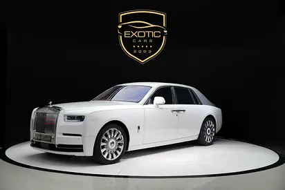 REAR ENTERTAINMENT | BESPOKE AUDIO | TWO TONE INTERIOR | GCC | WARRANTY AVAILABLE | PHANTOM