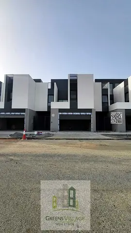Executive 4 bedroom Townhouse in Zorah