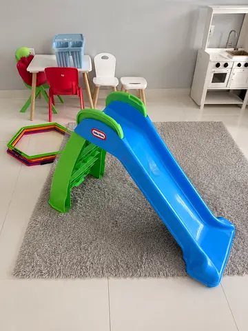 Clearance today! Little tikes Blue Slide 110 AED ONLY!’