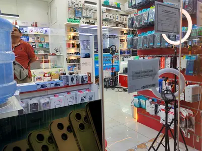 Mobile counter MOBILE AND COMPUTER SHOP SELLING