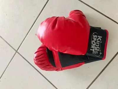 Kids boxing gloves
