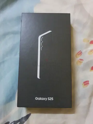 Samsung S25, 256GB, TDRA , SILVER SHADOW BRAND NEW JUST OPENED