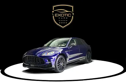 DBX 707 | CARBON INTERIOR | CARBON EXTERIOR | PANORAMIC ROOF | WARRANTY AVAILABLE