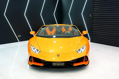 2023 Lamborghini HURACAN photo 3