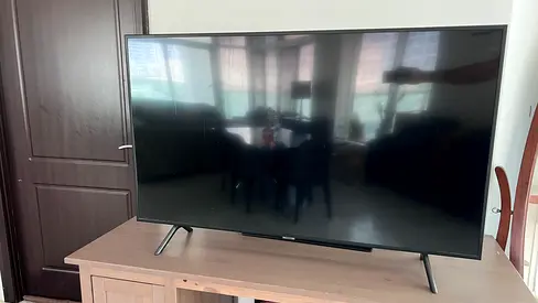 55 inch LED Smart TV - Good working condition