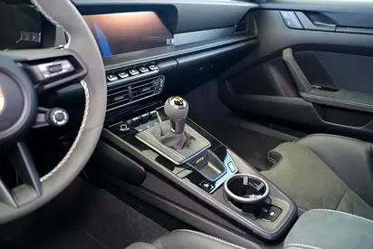 2025 Porsche 911 — миниатюра 9