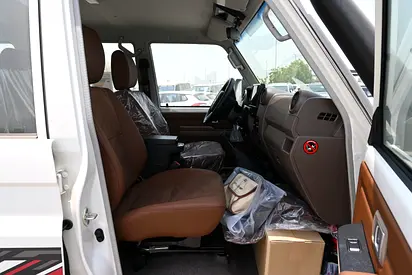 Toyota Land Cruiser LC 76 LX, миниатюра 11