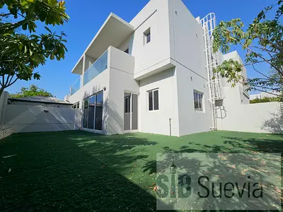4 Bed Semi Detached | Single Row | Landscaped