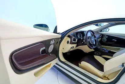 2019 Aston Martin DB11 缩略图 7