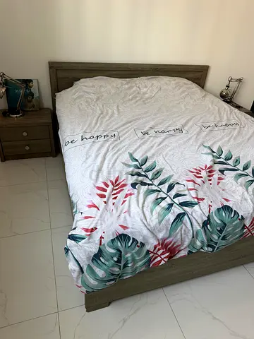 King-size wooden bed frame, 4-door closet, and two bedside tables - Free mattress worth 3000 AED