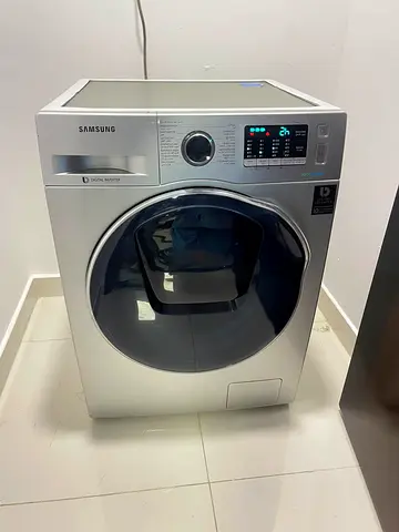Samsung Combo washer dryer like new good working free delivery with warranty