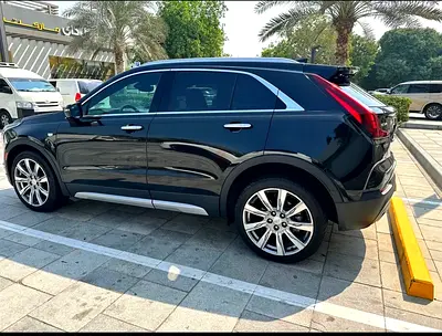 2023 Cadillac XT4 — фото 3