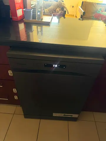 Used built-in dishwasher in good working condition