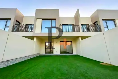 Single Row | Park Facing | Landscaped