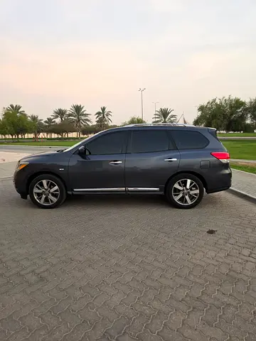 2014 Nissan PATHFINDER 照片 9