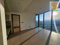 Elegant 1 Bedroom with Stunning Skyline Views I Semi -Furnished