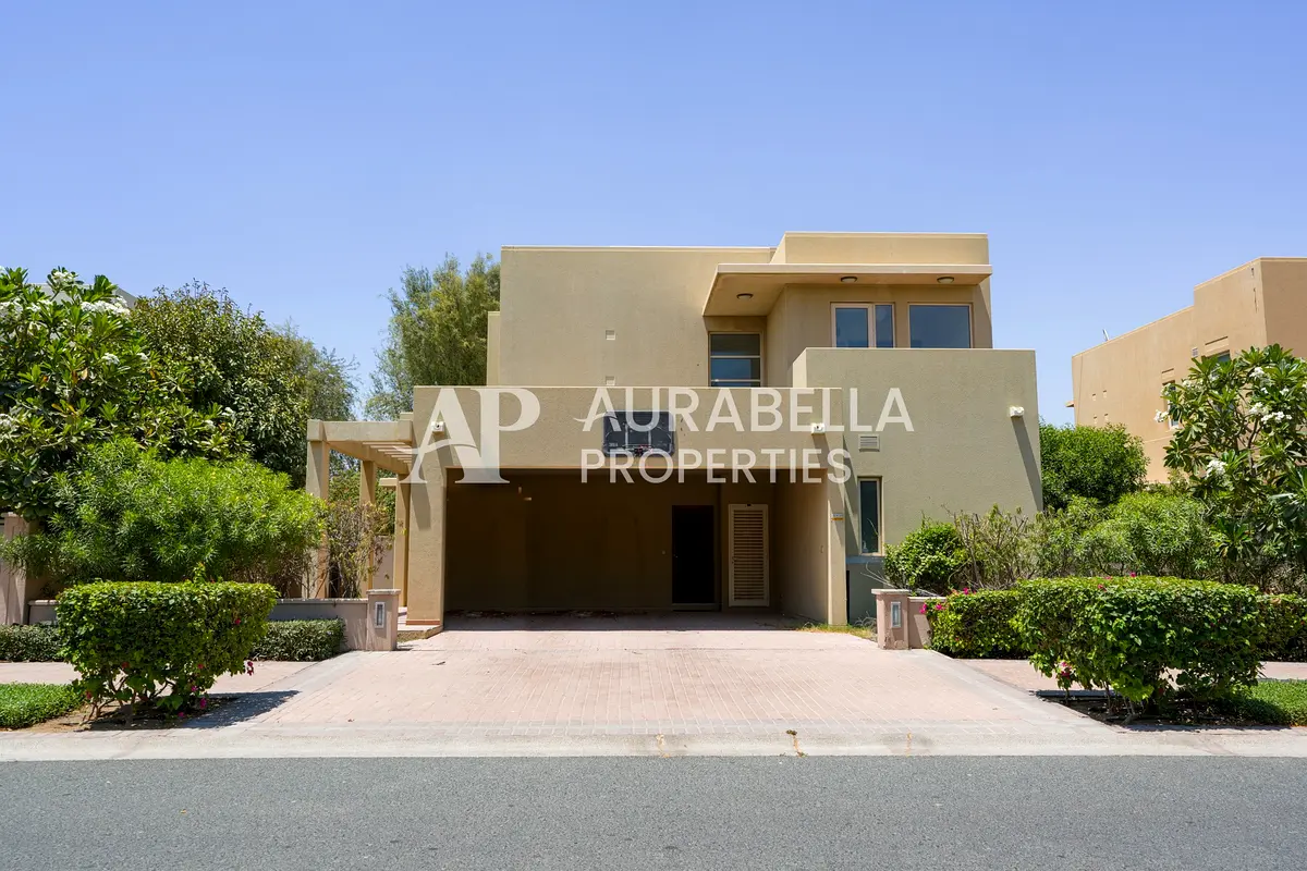 Exclusive | Fabulous Renovation Opportunity