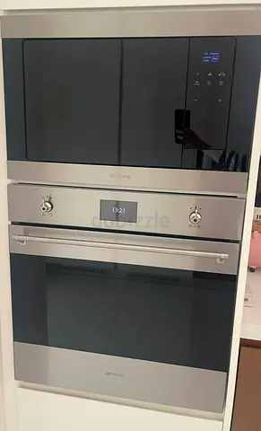 Smeg Latest Model Built in 60cm Electric Oven And Microwave Set for Sale