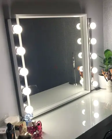 Vanity Mirror for Makeup (only mirror not lights)