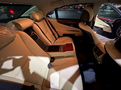 صورة 12 لـ 2010 Lexus LS-SERIES