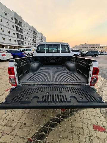 2015 Toyota HILUX 照片 15
