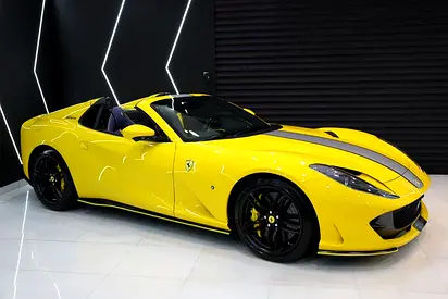 2023 Ferrari 812 照片 4