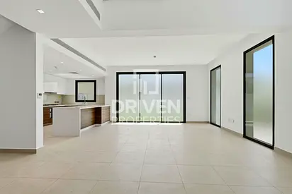 4 Bedrooms | Luxury Townhouse | Ready to Move In