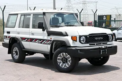 Toyota Land Cruiser 70 Series LC 76 LX Full - GCC Specs (For Export Only)