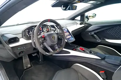 صورة مصغرة 16 لـ 2024 Lamborghini REVUELTO