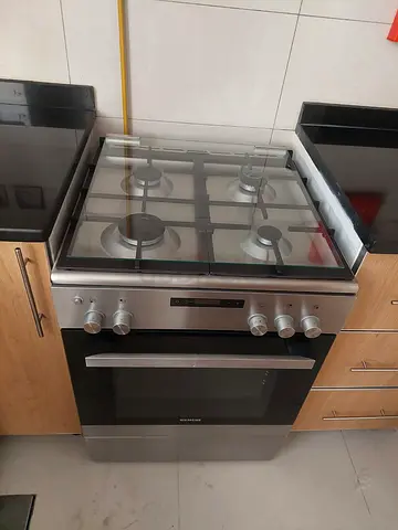 Siemens 4burner Gas Cooker 60x60cm