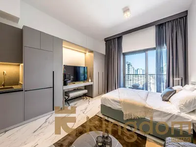 PREMIUM UNIT |PANORAMIC SKYLINE VIEW |SMART LAYOUT