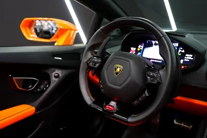 2023 Lamborghini HURACAN photo 5