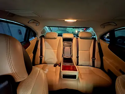 صورة 10 لـ 2010 Lexus LS-SERIES