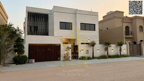 Villa for sale directly opposite the mosque with a private pool and super deluxe finishing.