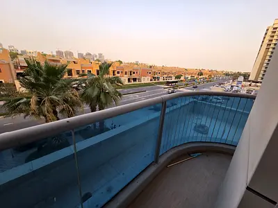 EXCELLENT LOCATION - HIGHER FLOOR | FULLY FURNISHED