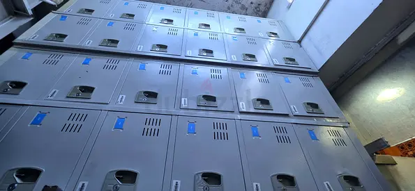 Bulk Metal Locker Units - Multiple Compartments, Used